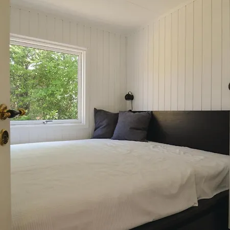 Three-bedroom Holiday In Hébergement de vacances Vig