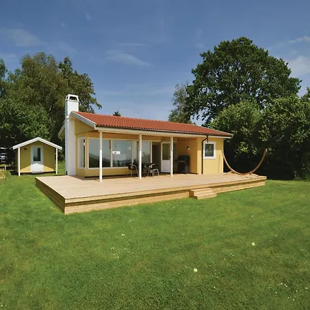 Hébergement de vacances Three-bedroom Holiday In *